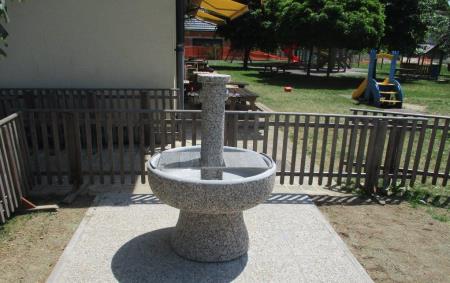 Pitnik v vrtcu na Posavcu